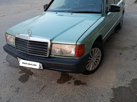 Mercedes 190