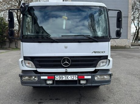 Mercedes Atego 818
