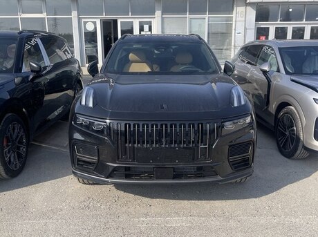 Lynk & Co 09