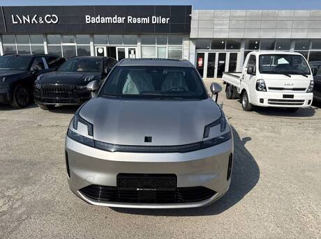 Lynk & Co 08