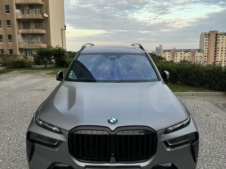 BMW X7 2023