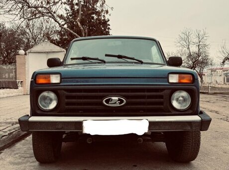 LADA (VAZ) Niva 2015