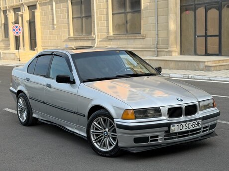 BMW 318 1991