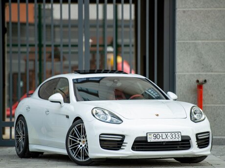 Porsche Panamera GTS