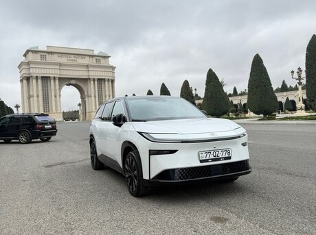 Toyota  2025
