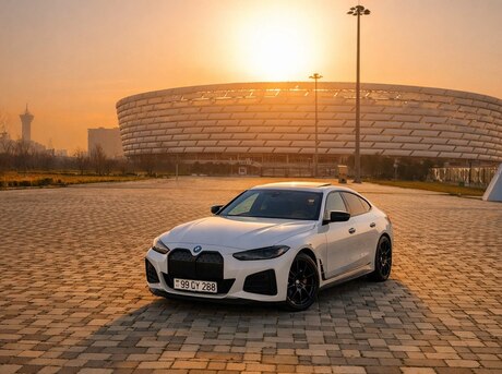 BMW i4