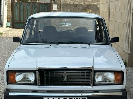 LADA (VAZ) 2107