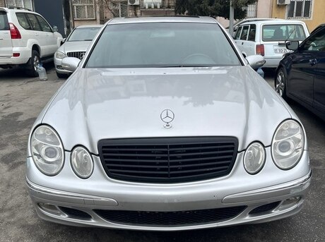 Mercedes E 240 2002
