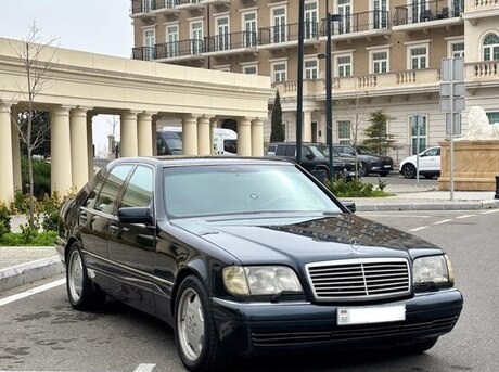 Mercedes S 300