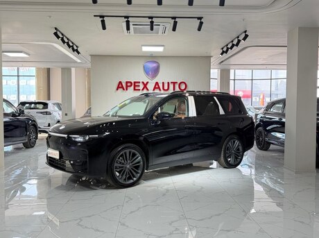 Leapmotor C16