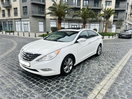 Hyundai Sonata 2011