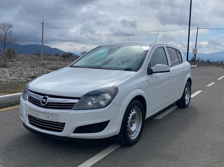 Opel Astra 2009
