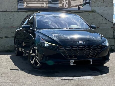 Hyundai Elantra 2021