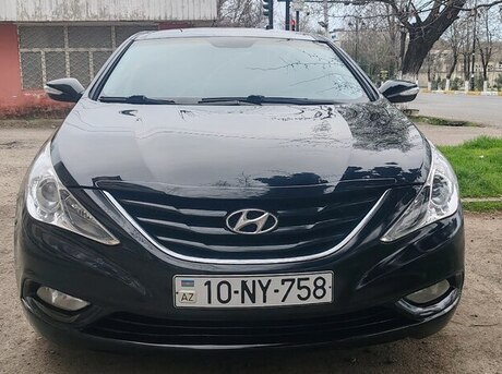 Hyundai Sonata 2010
