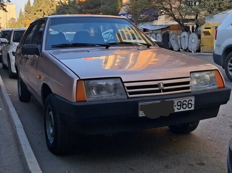 LADA (VAZ) 21099 2000
