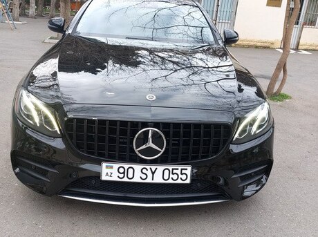 Mercedes E 300