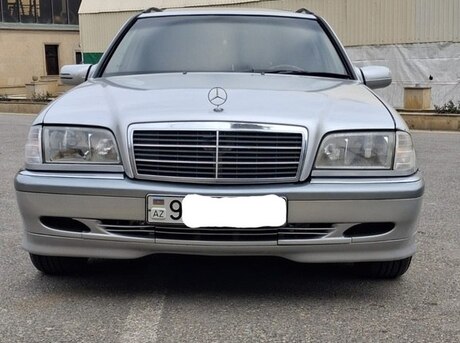 Mercedes C 180