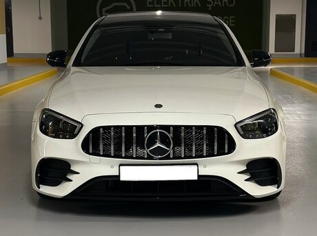 Mercedes E 300