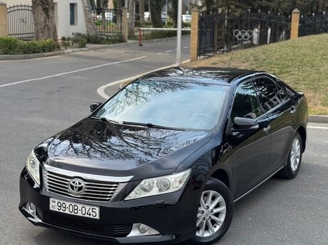 Toyota Camry 2012