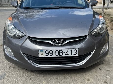 Hyundai Elantra 2012