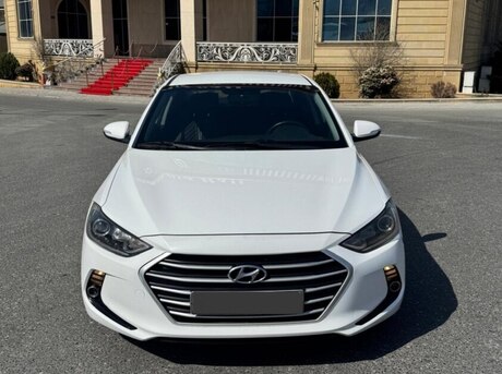 Hyundai Avante 2015