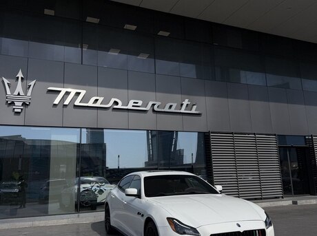 Maserati Quattroporte 2013