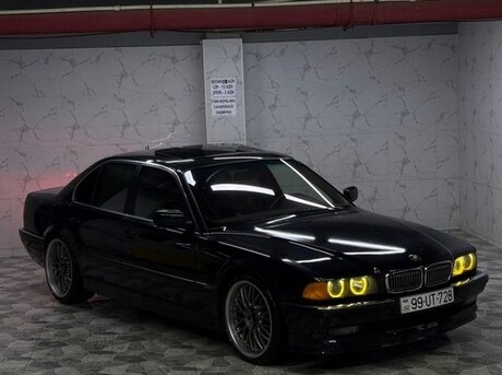 BMW 728
