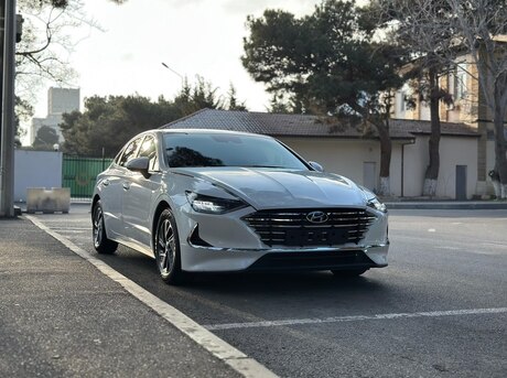 Hyundai Sonata — фото 1