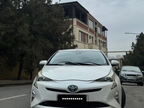 Toyota Prius 2017