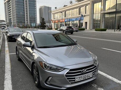 Hyundai Elantra 2017