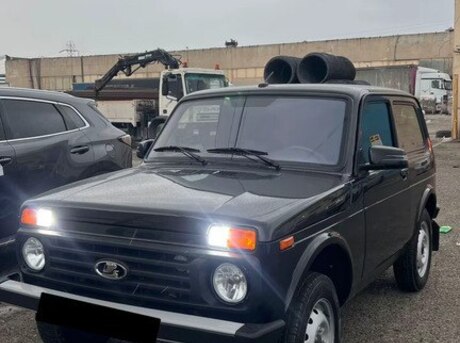 LADA (VAZ) Niva 2025