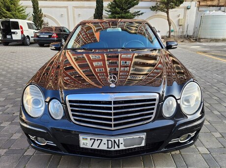 Mercedes E 220