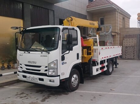 Isuzu ELF