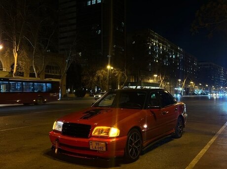 Mercedes C 240