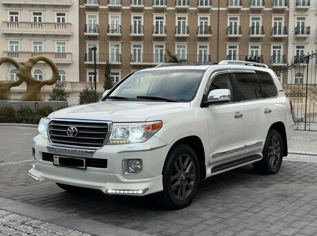 Toyota Land Cruiser 2013