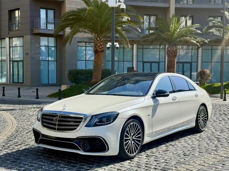 Mercedes S 560 e