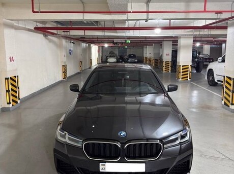 BMW 530e