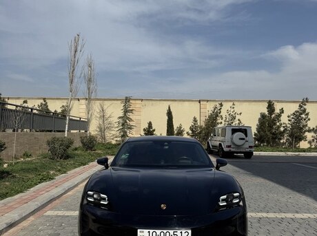 Porsche Taycan 4S