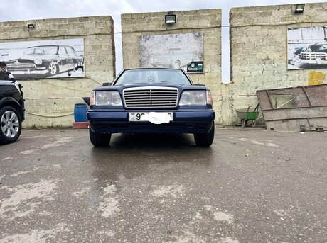 Mercedes 230 E 1985