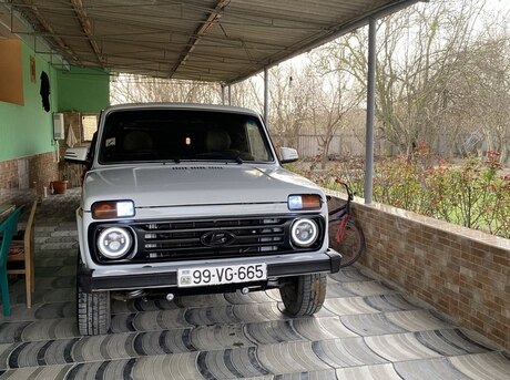LADA (VAZ) Niva 1997