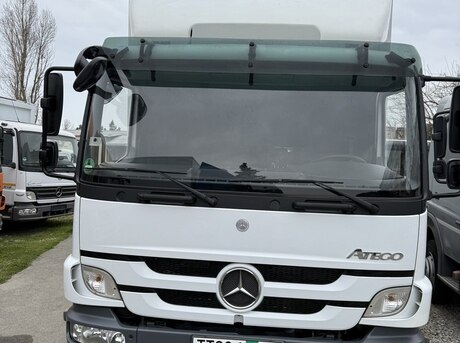 Mercedes Atego 818