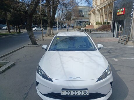 BYD Seal 05