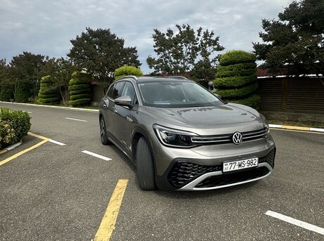 Volkswagen ID.6 Crozz