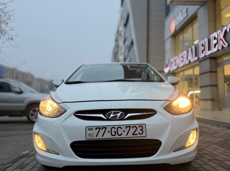 Hyundai Accent 2011