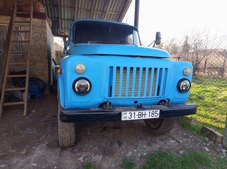 GAZ 53