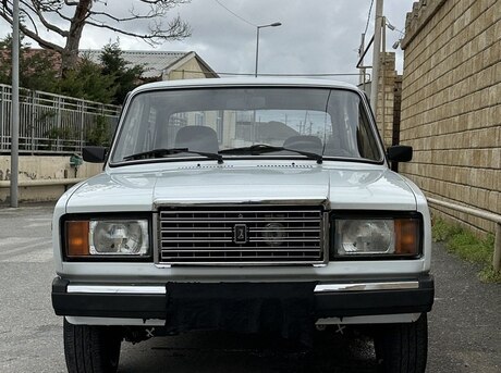 LADA (VAZ) 2107