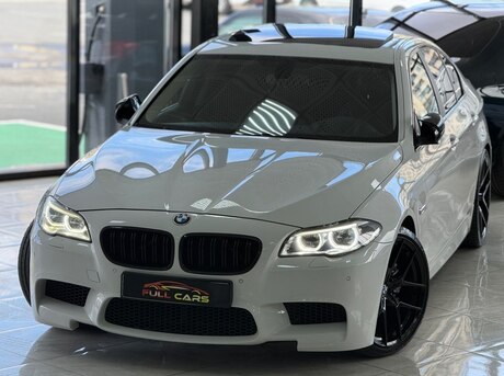 BMW 528