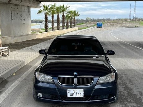 BMW 330