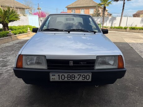 LADA (VAZ) 21099