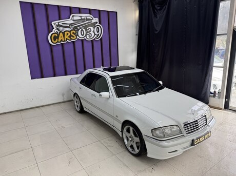 Mercedes C 240
